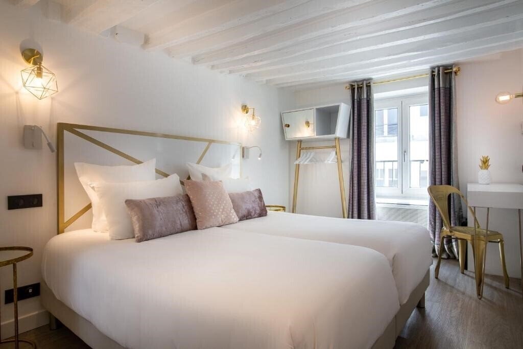 Фото Hotel Royal Opera 3*