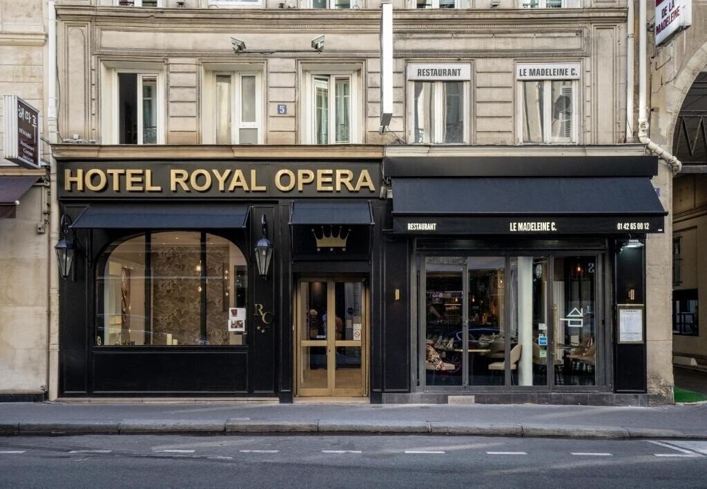 Картинка Hotel Royal Opera 3*