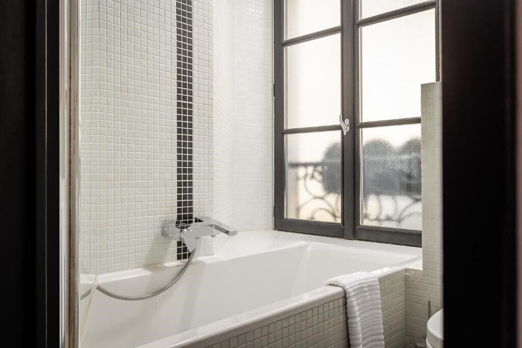 Фотографія Monceau Elysees 3*