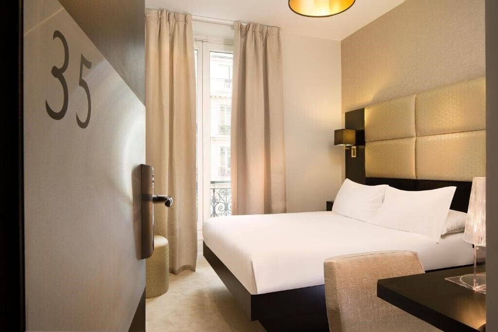 Фото Le Relais Du Marais Hotel 2*