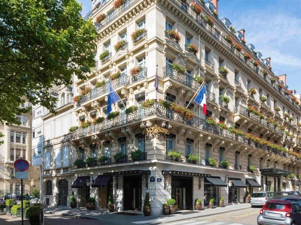 Готель Sofitel Paris Baltimore Tour Eiffel 5*