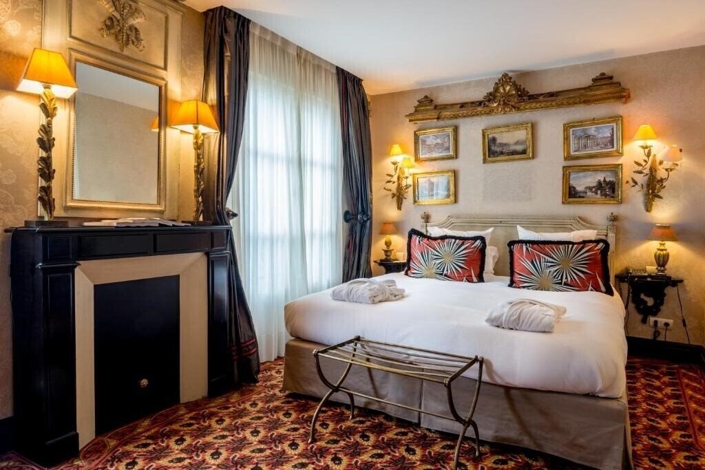 Фото Chateaubriand 4*