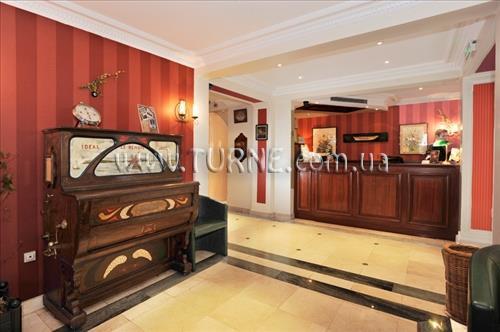 Готель France D Antin 3*