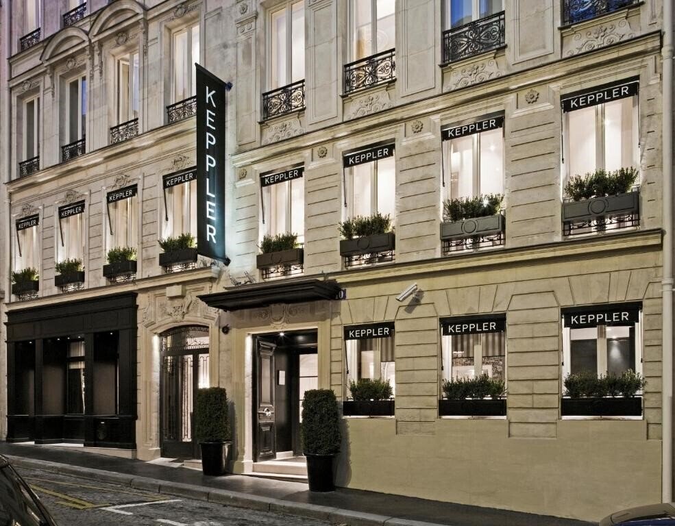 Отель Le Keppler 4*