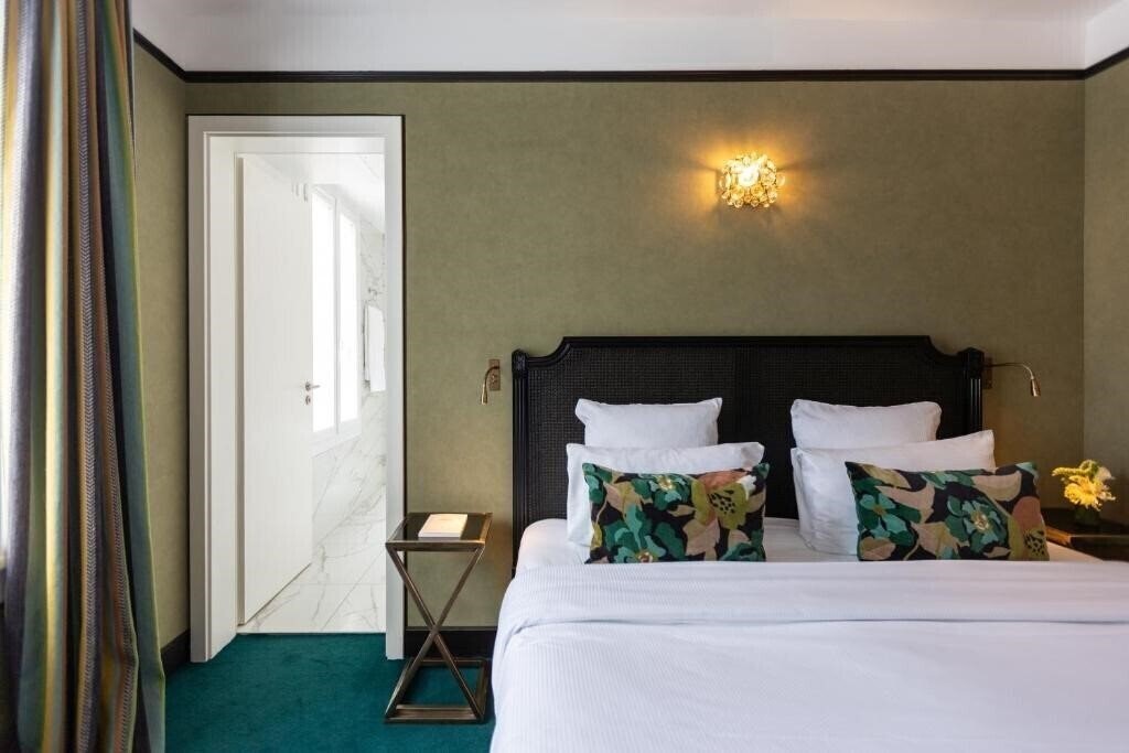 Готель New Hotel Republique 4*