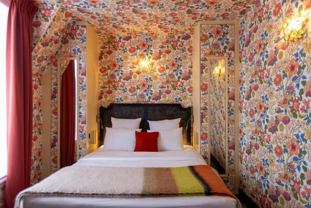 Фото New Hotel Republique 4*