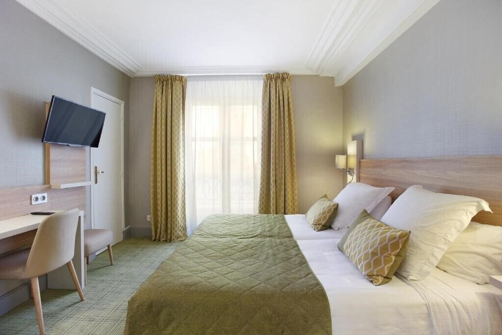 Картинка Lautrec Opera 3*