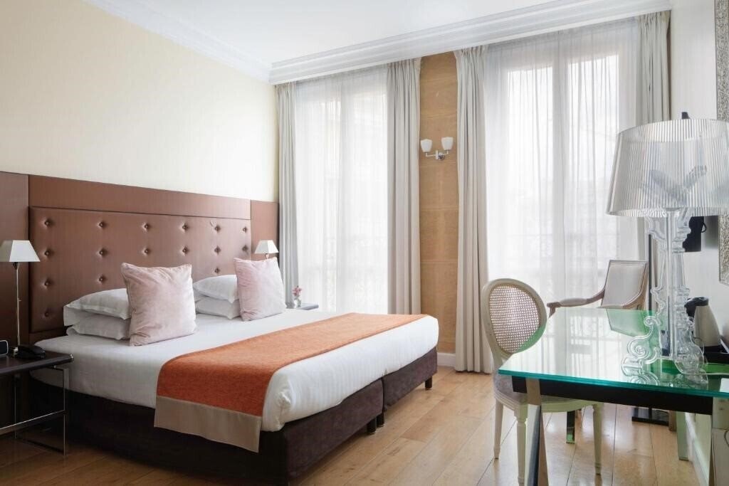 Отель Le 123 Elysees - Astotel 4*