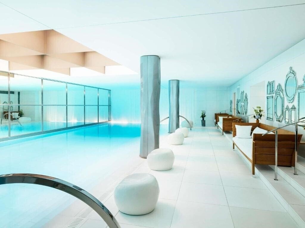 Картинка Le Royal Monceau Raffles Paris 4*