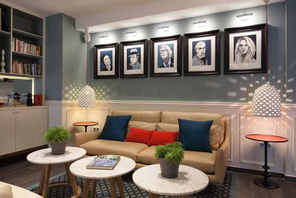 Готель Hotel des 3 Poussins 3*