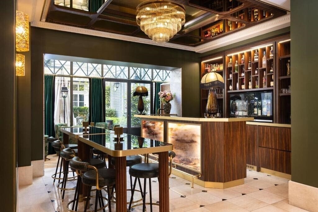 Изображение Lord Byron 4*