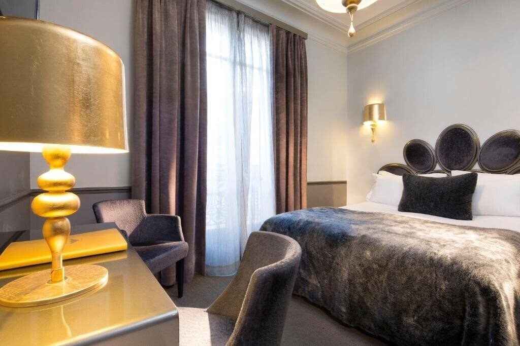Фото Lumen Paris Louvre 4*