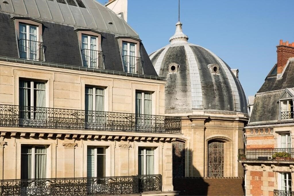 Картинка Lumen Paris Louvre 4*