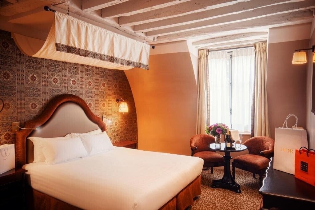 Готель Odeon Saint Germain 4*