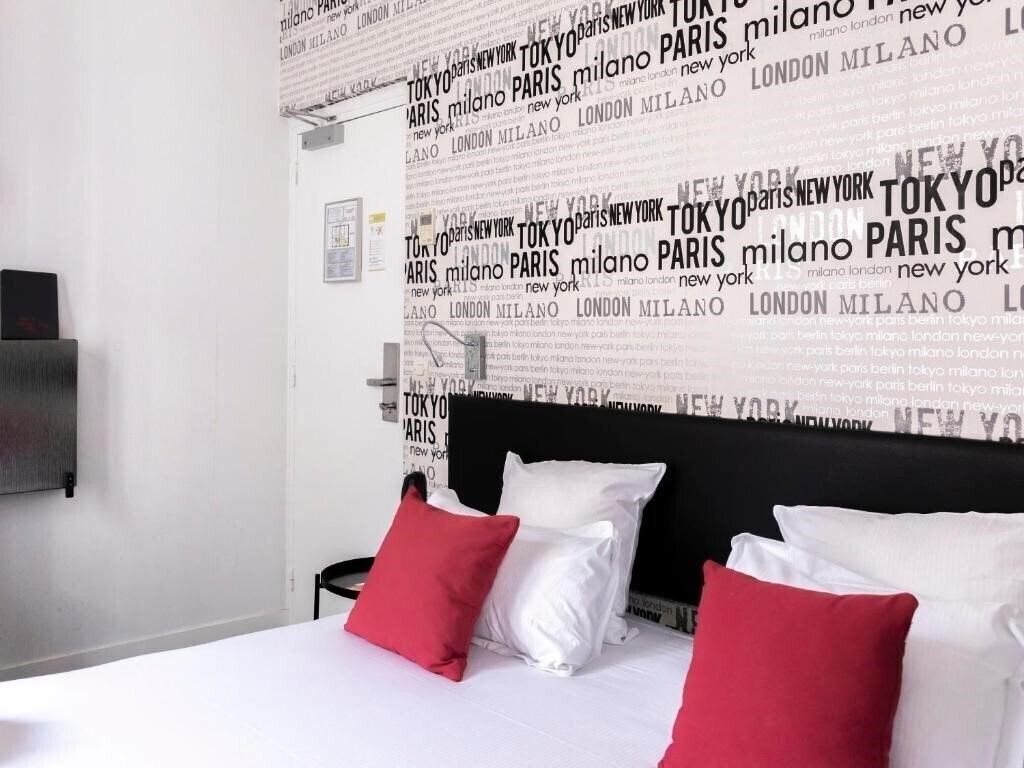 Фото Pavillon Porte De Versailles 3*