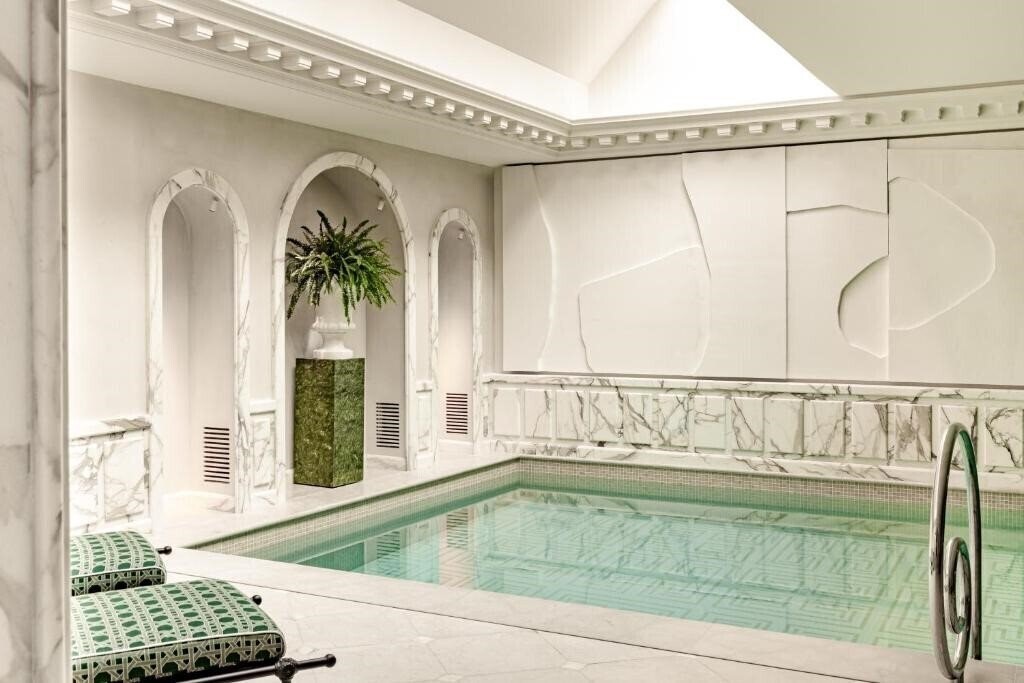 Изображение Saint-James Paris 5*