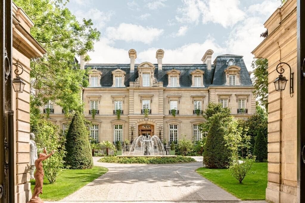 Картинка Saint-James Paris 5*