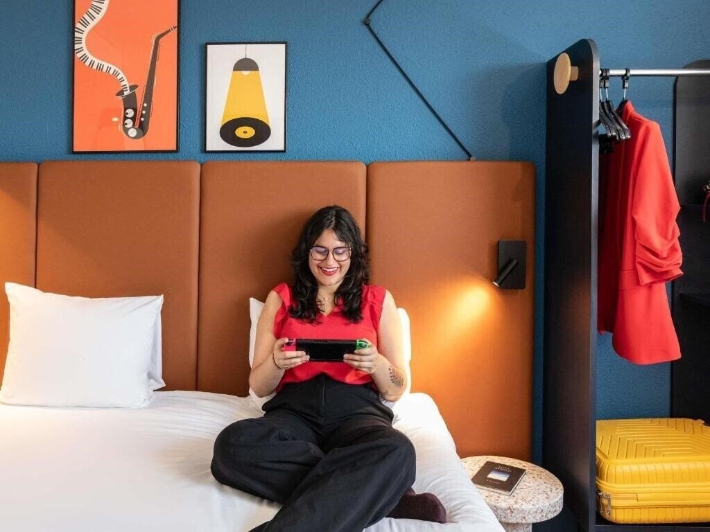 Фото Ibis Paris Porte de Montreuil 3*