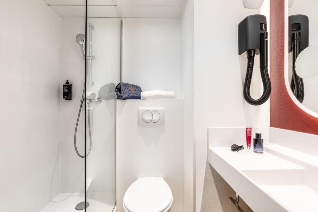 Изображение Ibis Paris Porte de Montreuil 3*