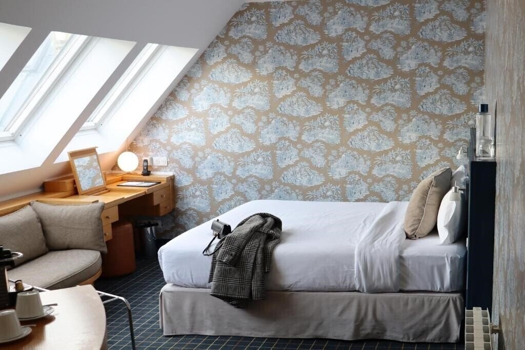 Отель Hotel Pergolese Paris Champs Elysees 4*