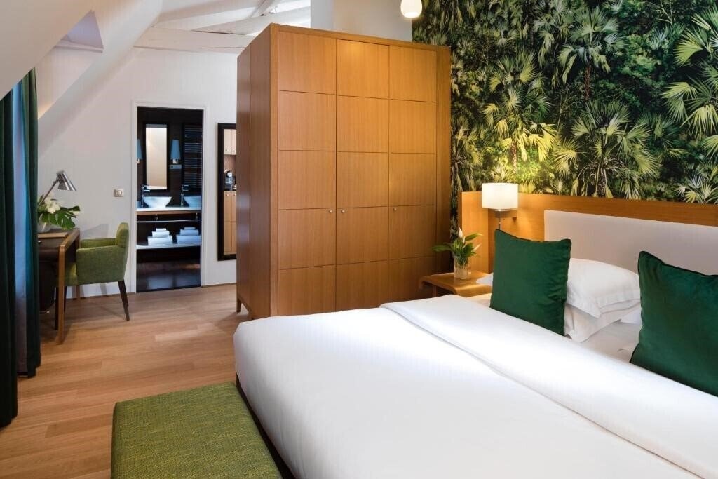 Фотография Le Six Hotel 4*