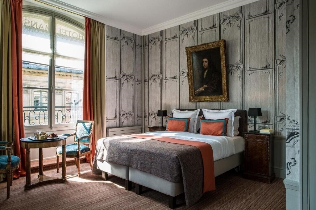 Готель Mansart (Paris) 4*