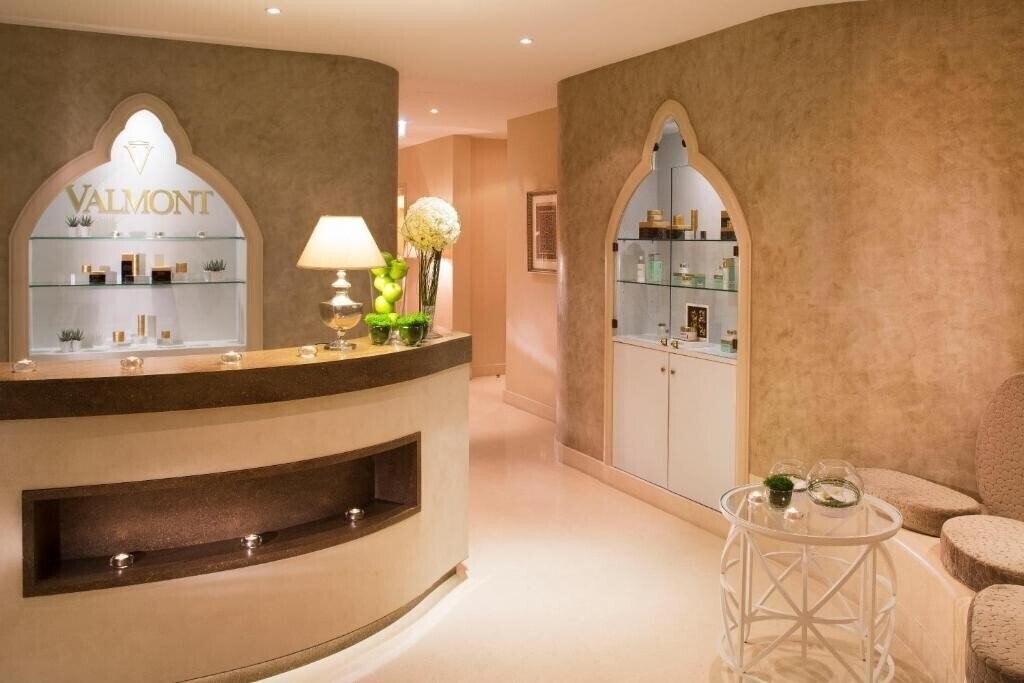 Фотографія Auberge Du Jeu De Paume De Chantilly 5*