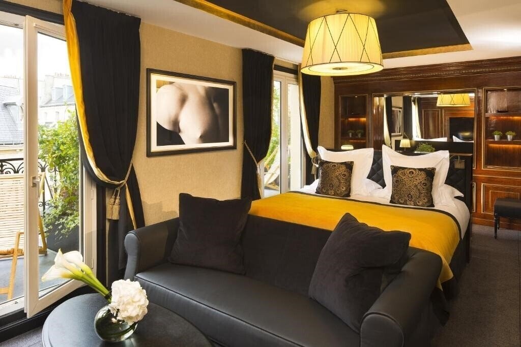 Готель Le Belmont Paris 4*