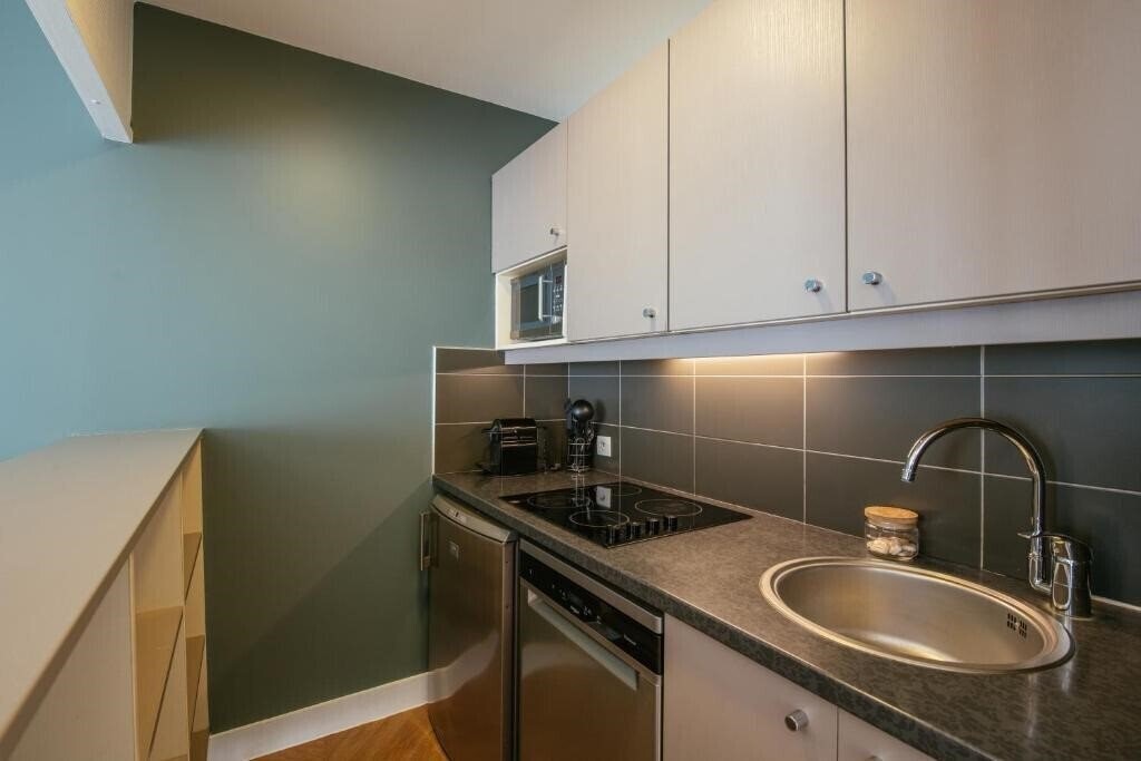 Фотография Adagio Aparthotel Paris Buttes Chaumont Aparthotel 4*
