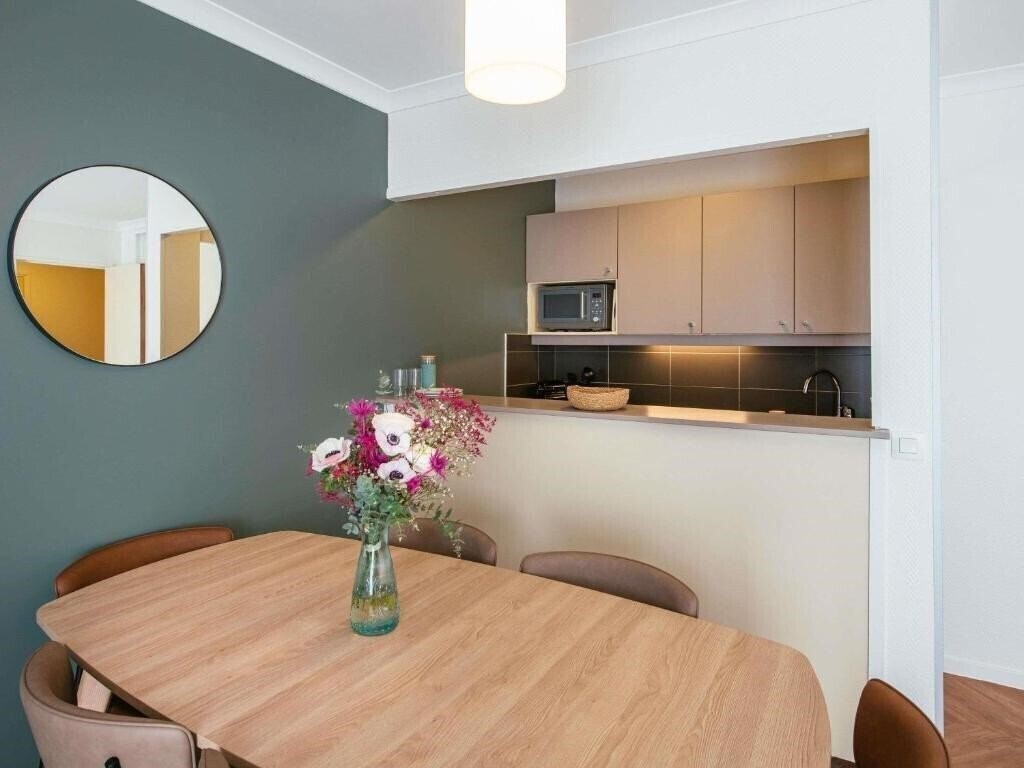 Фотографія Adagio Aparthotel Paris Buttes Chaumont Aparthotel 4*