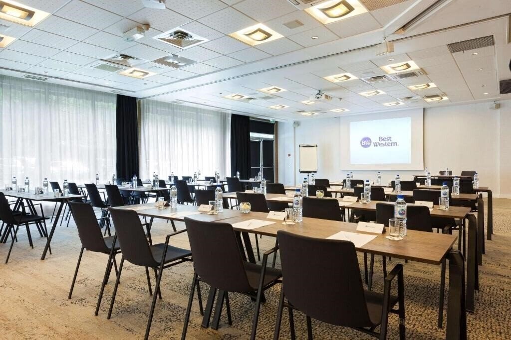 Картинка Hotel Inn Paris Roissy CDG Airport 4*