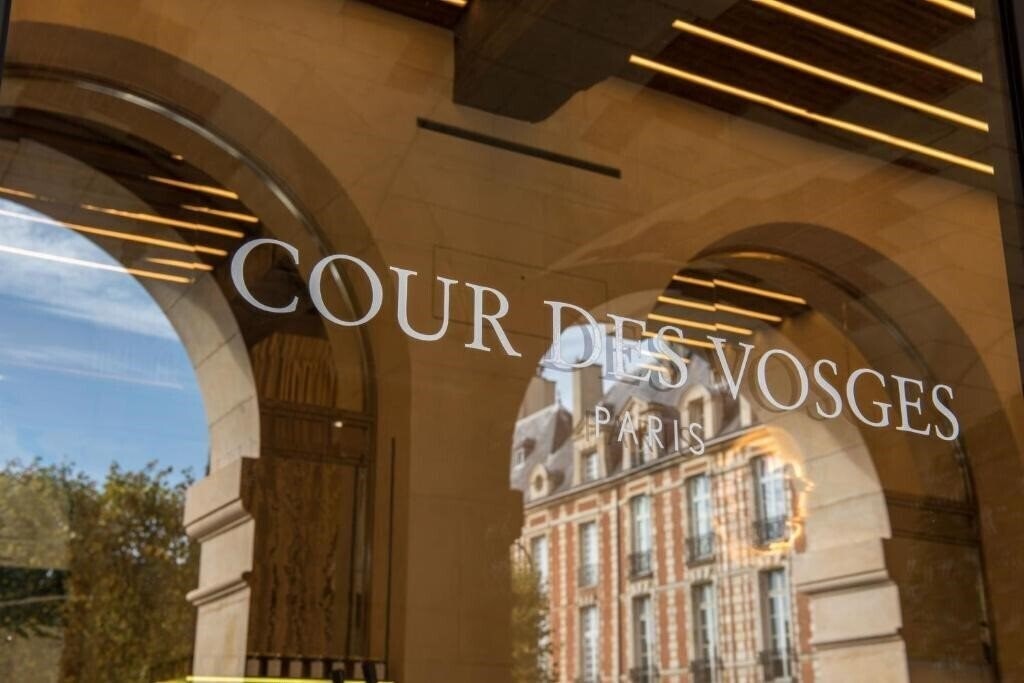 Фото Cour Des Vosges 5*