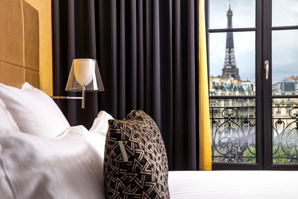 Фото First Hotel Paris Tour Eiffel 4*