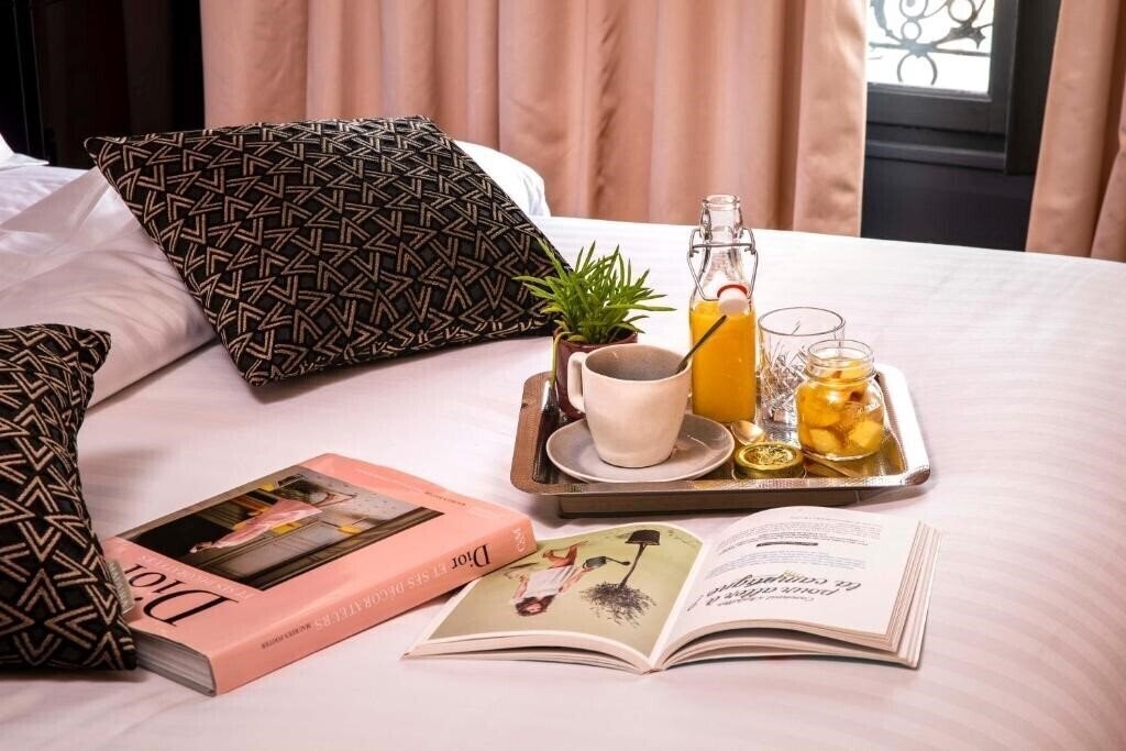 Фотография First Hotel Paris Tour Eiffel 4*