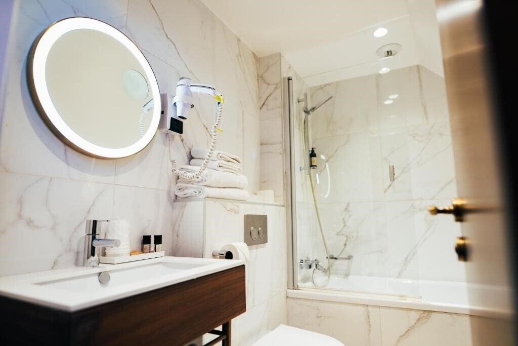 Изображение Hotel Le Cheval Blanc Paris Marne-La-Vallee 4*
