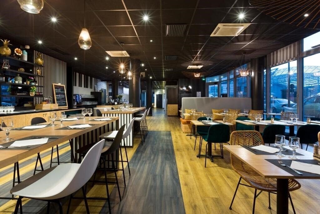Изображение Ibis Styles Massy 3*