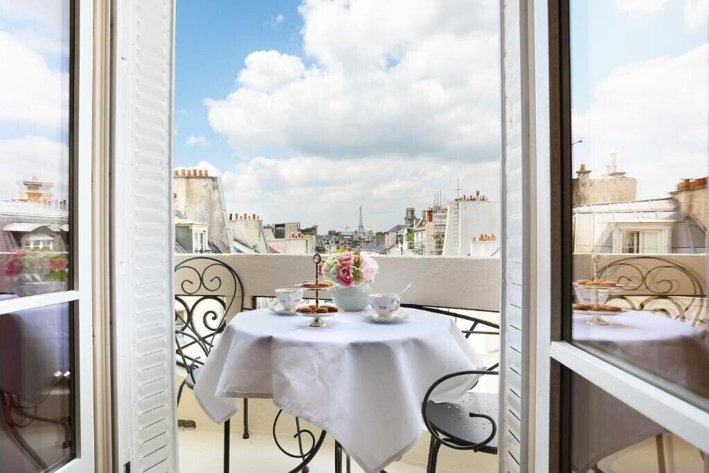 Отель Trianon Rive Gauche 4*