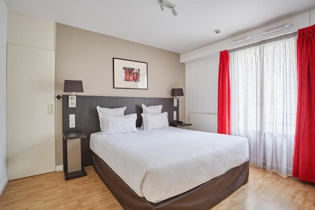 Фото Apparthotel Odalys Montmartre 3*