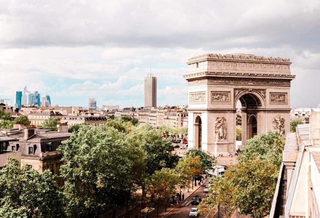 Картинка Grand Hotel Champs-Elysees 5*