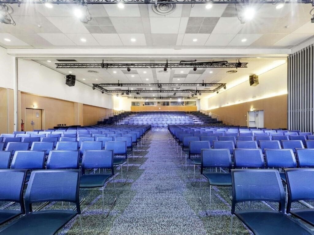 Готель Novotel Paris Est 4*