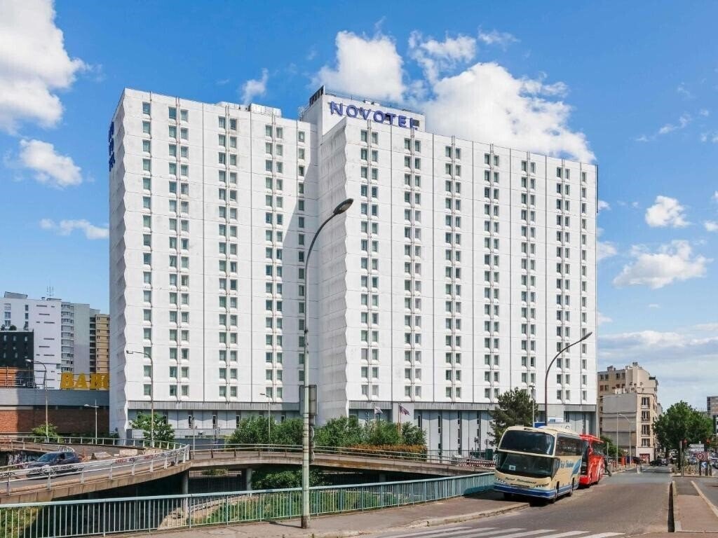 Отель Novotel Paris Est 4*