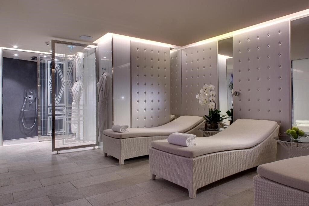 Фото La Villa Haussmann 4*