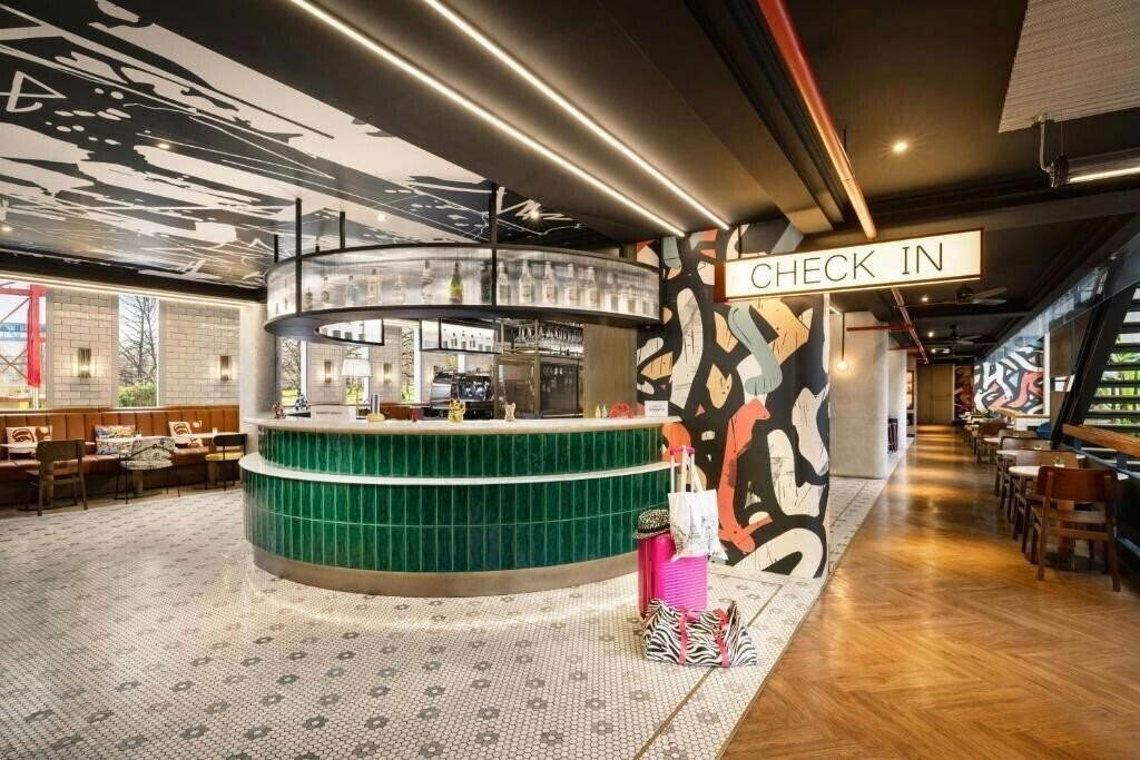 Готель Remix Hotel 4*