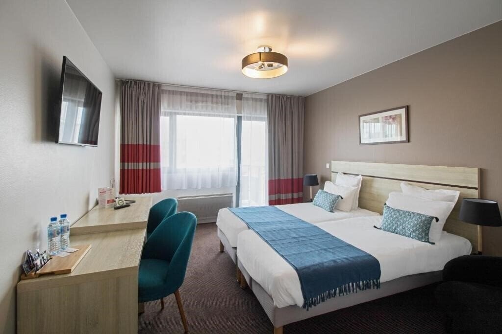 Готель Appart'City Confort Paris Villejuif 3*