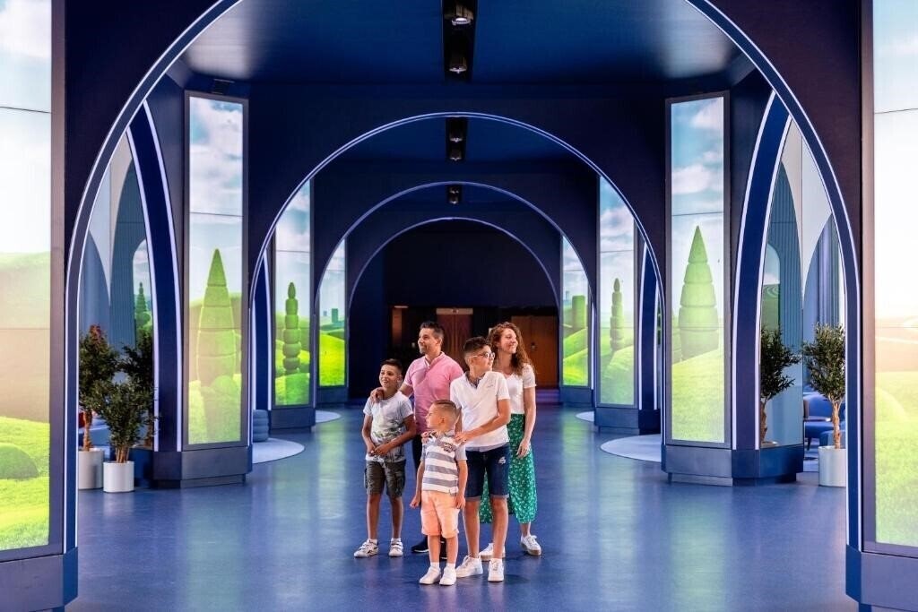 Готель Grand Magic Hotel 4*