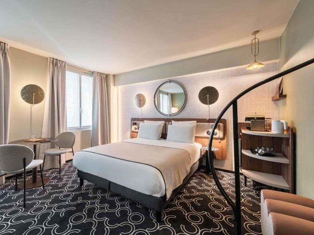 Отель Mercure Paris Opera Grands Boulevards 4*