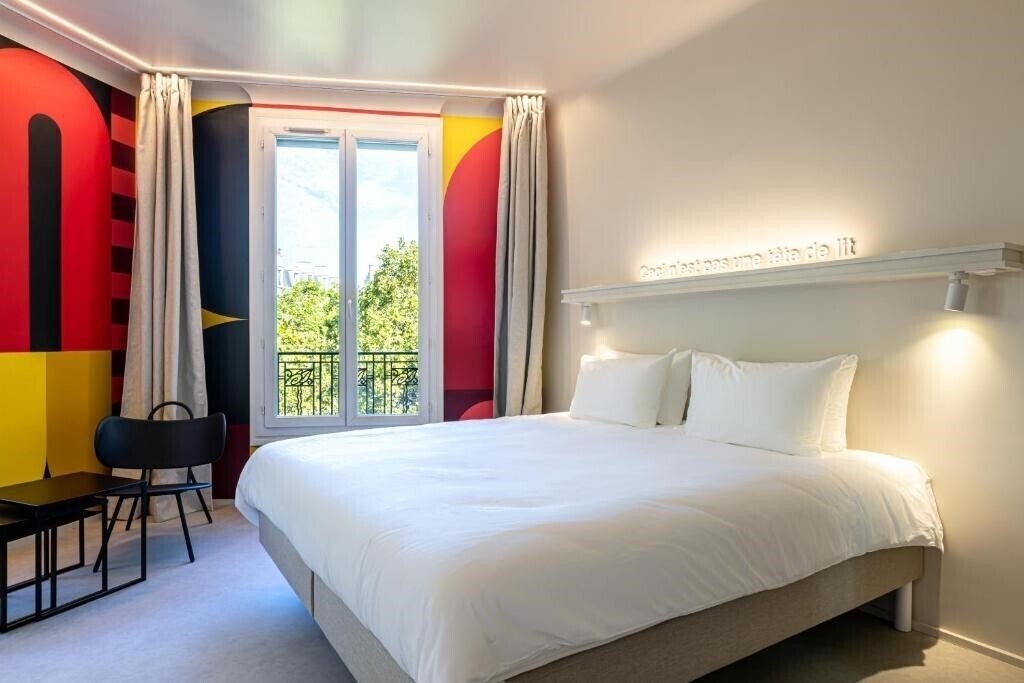 Отель Hotel Graphik Montparnasse 3*