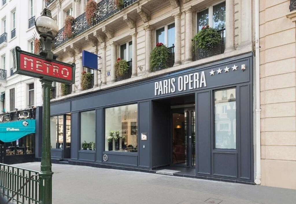 Готель Hotel Paris Opera Affiliated by Melia (ex. Hotel Paris Opera by Melia, Opera Managed by Melia) 4*