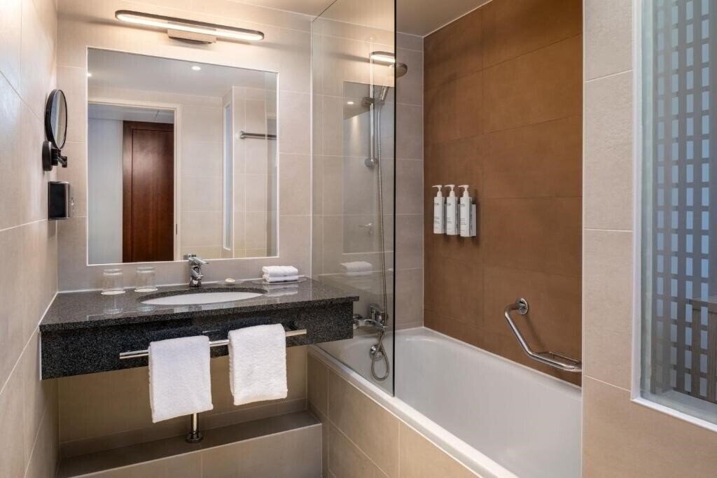 Фотография Courtyard by Marriott Paris La Defense West Colombes 4*