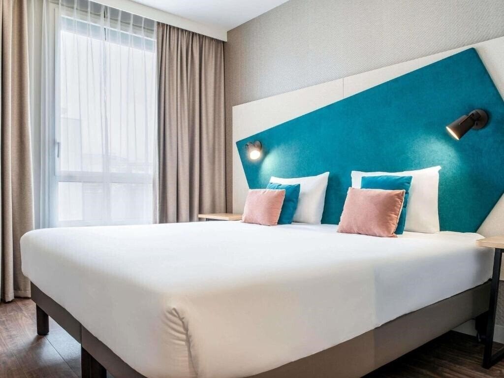 Отель Aparthotel Adagio Paris Nation 4*